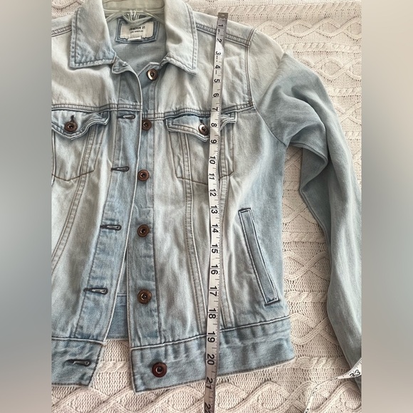 Forever 21 Light Blue Wash Denim Jacket Women’s Size Small - Picture 10 of 12